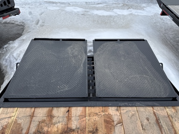 New In-Stock 2026 Double A EQ217-24 Trailers at Horizon Ag & Turf in Lloydminster, AB - Photo6