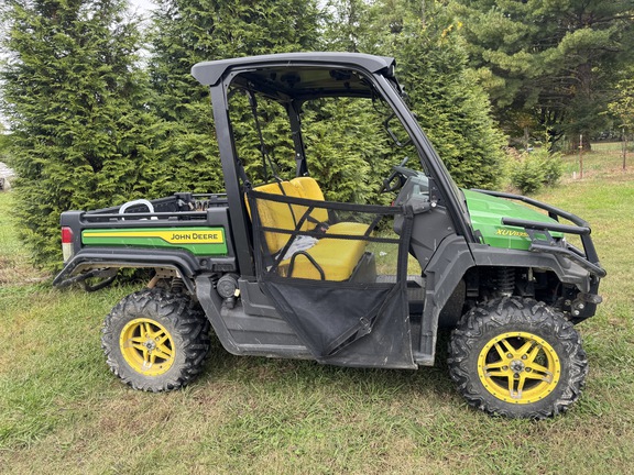 2022 John Deere XUV 835M
