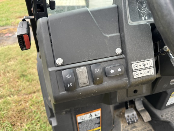 2022 John Deere XUV 835M