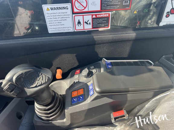 Photo of 2023 Manitou MLT630-115VCP