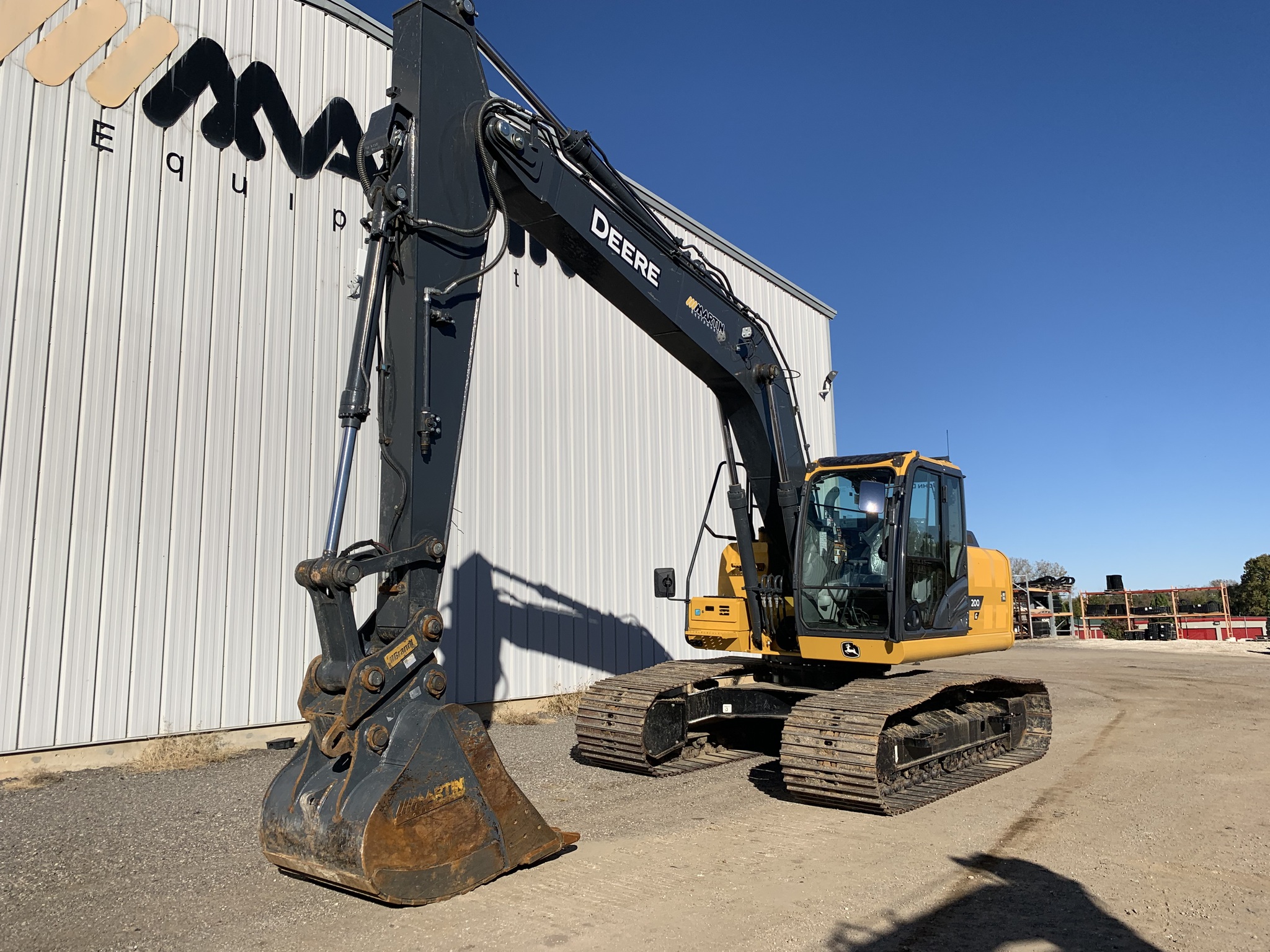 2023 John Deere 200 G Image 4