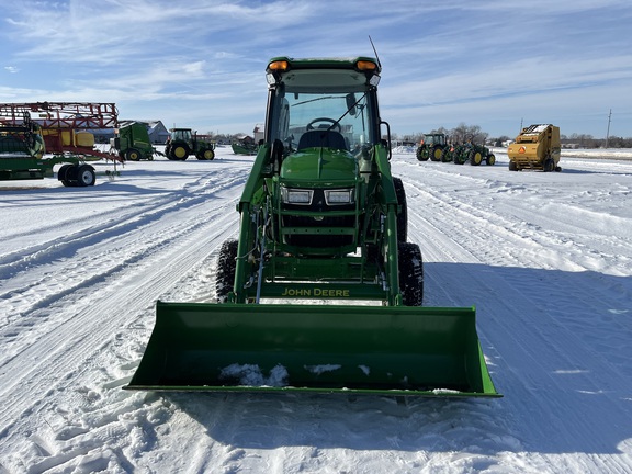 2024 John Deere 4066R - Photo3