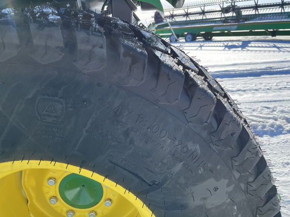 2024 John Deere 4066R - Photo18