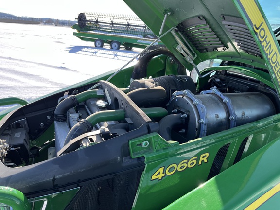 2024 John Deere 4066R - Photo21