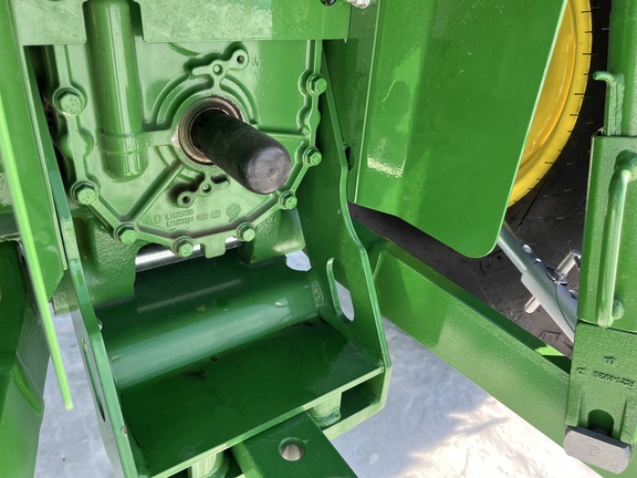 2024 John Deere 4066R - Photo26