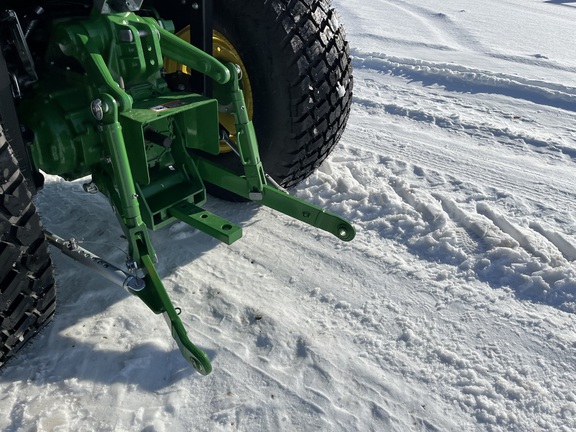 2024 John Deere 4066R - Photo28