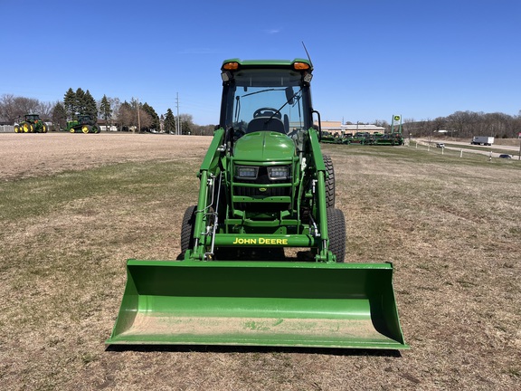 2024 John Deere 4066R - Photo3