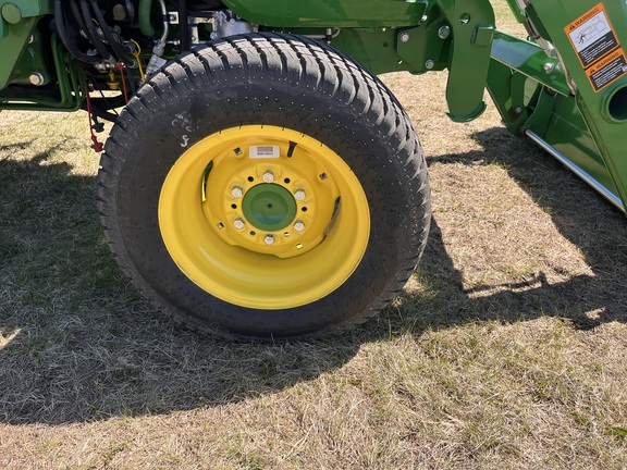 2024 John Deere 4066R - Photo13