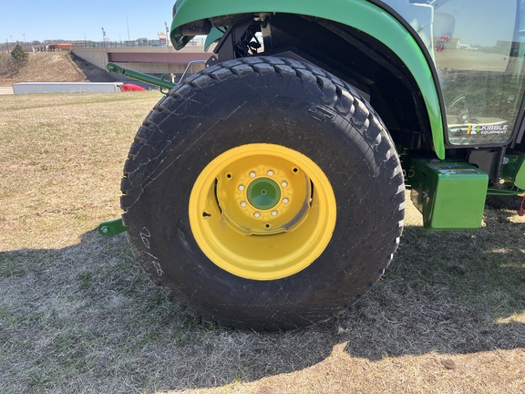 2024 John Deere 4066R - Photo16