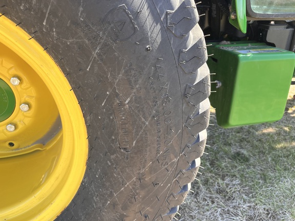 2024 John Deere 4066R - Photo17