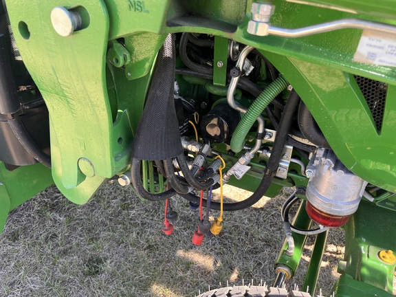 2024 John Deere 4066R - Photo39