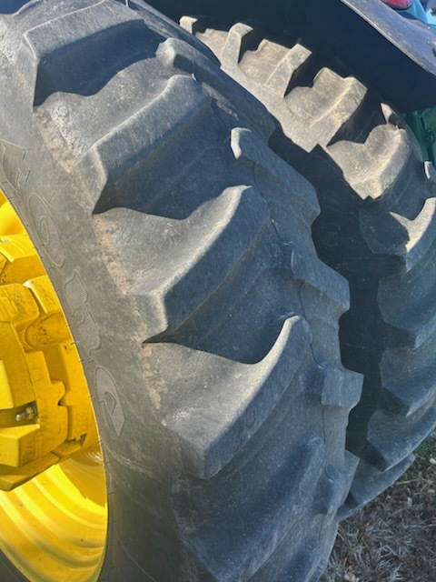  2020 John Deere 8370R at Heritage Tractor in Brimfield, IL