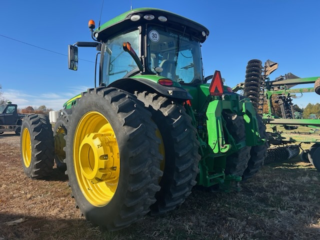  2020 John Deere 8370R at Heritage Tractor in Brimfield, IL