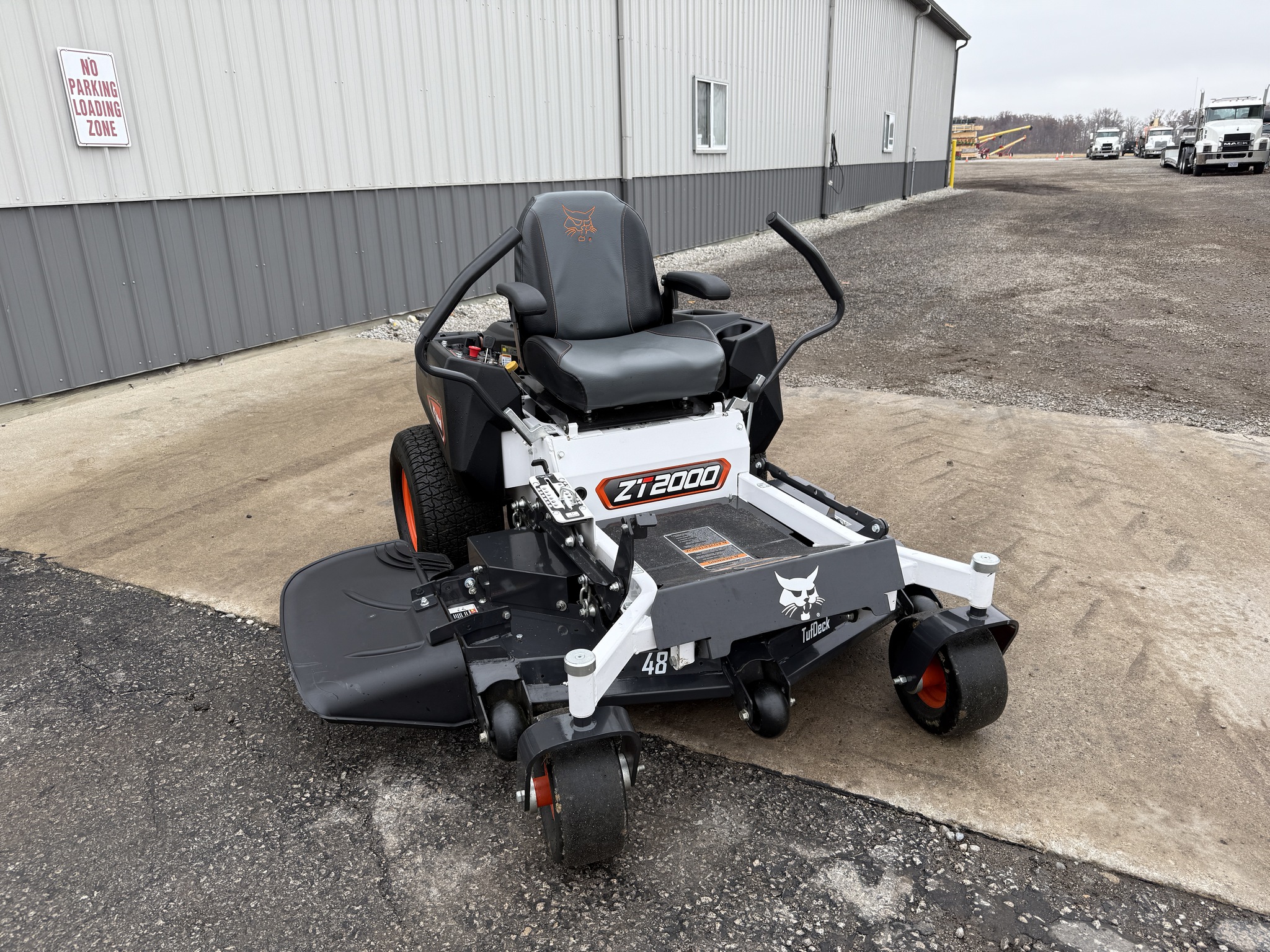 2023 Bobcat ZT2000 Image 13