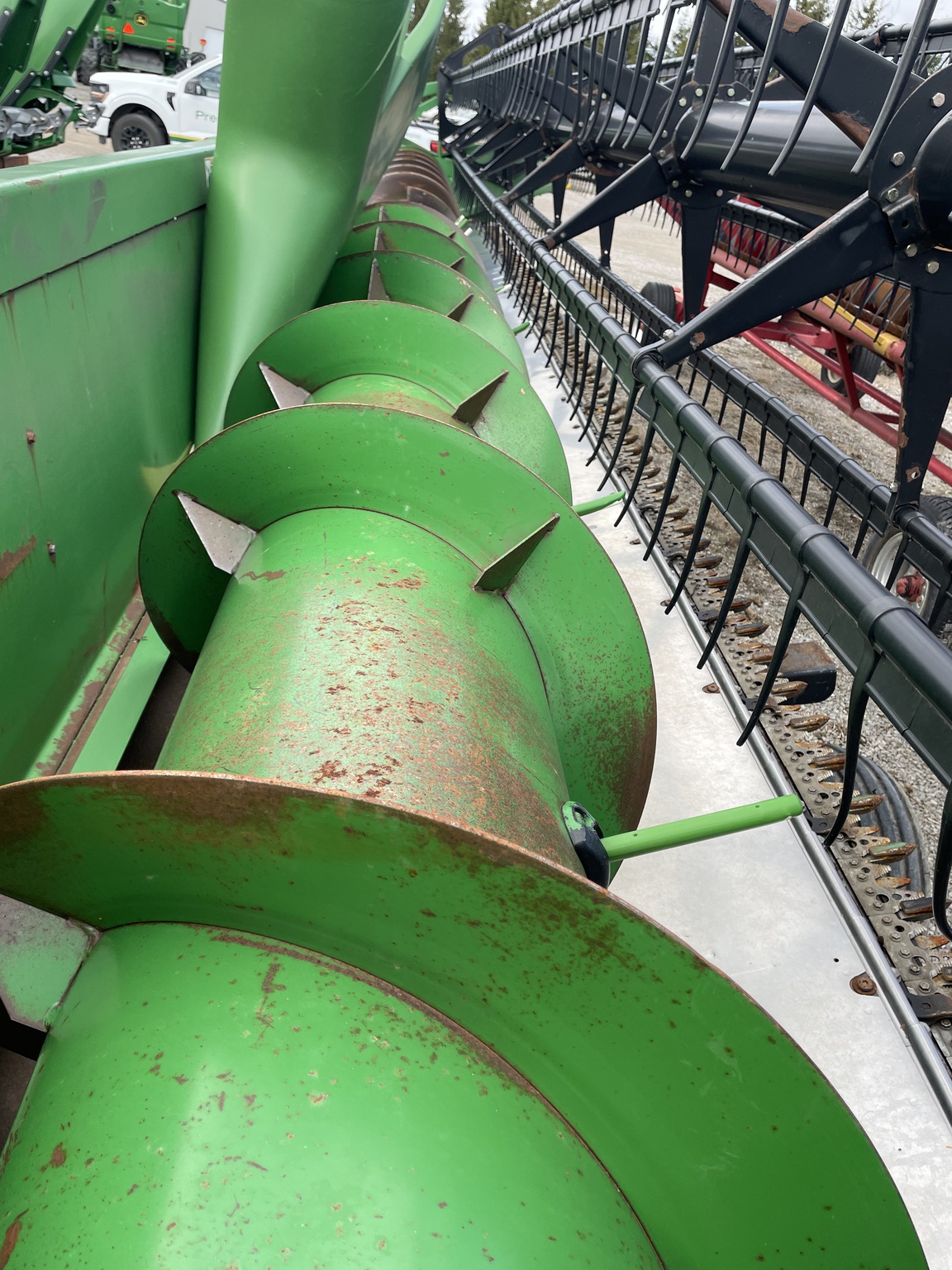 2004 John Deere 630F Image 4