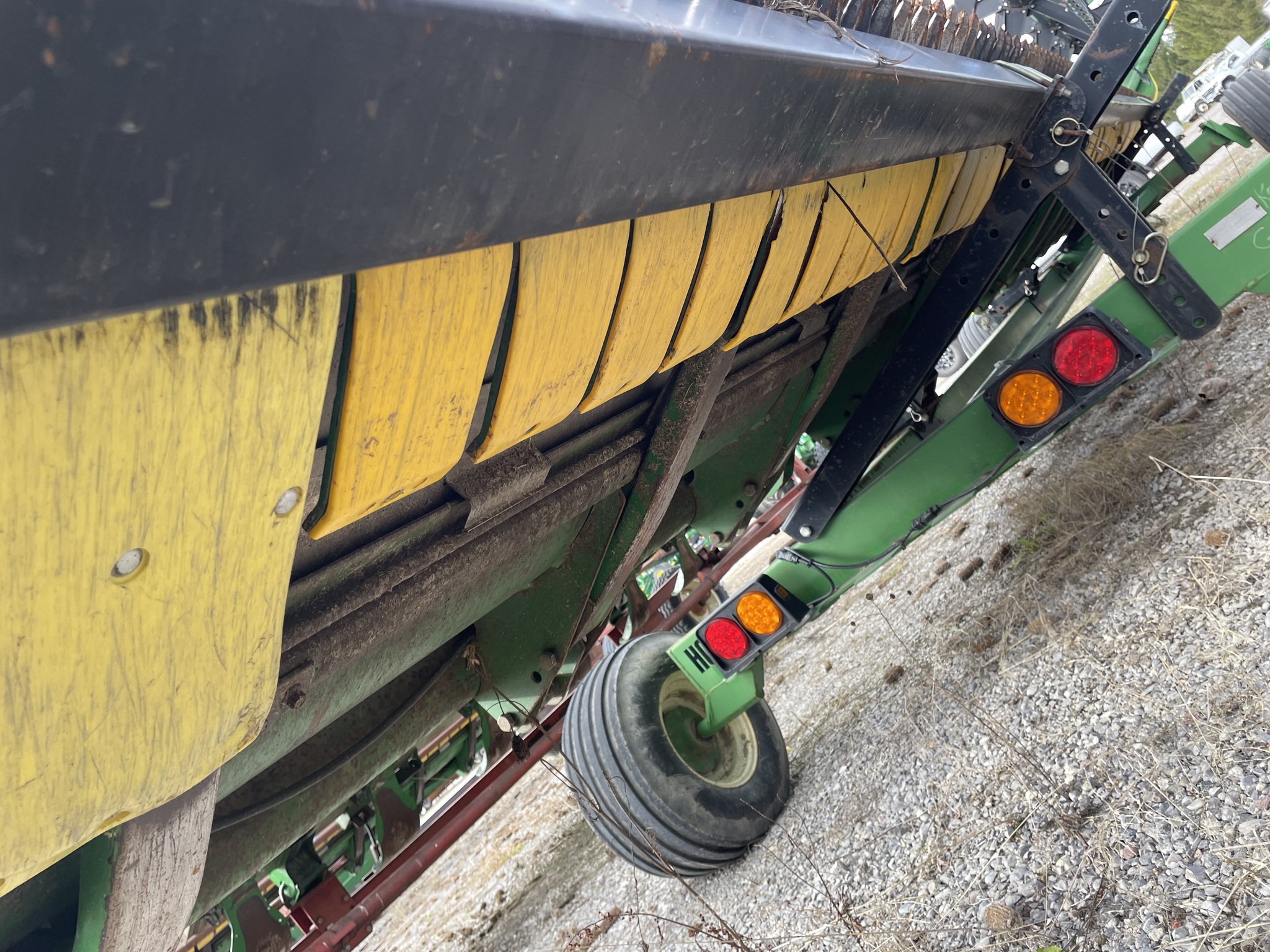 2004 John Deere 630F Image 9