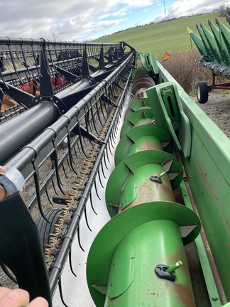 2004 John Deere 630F thumbnail 11
