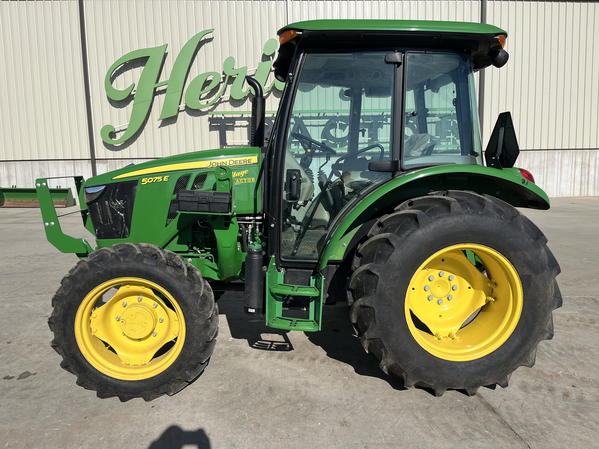  2023 John Deere 5075E at Heritage Tractor in Rogersville, MO