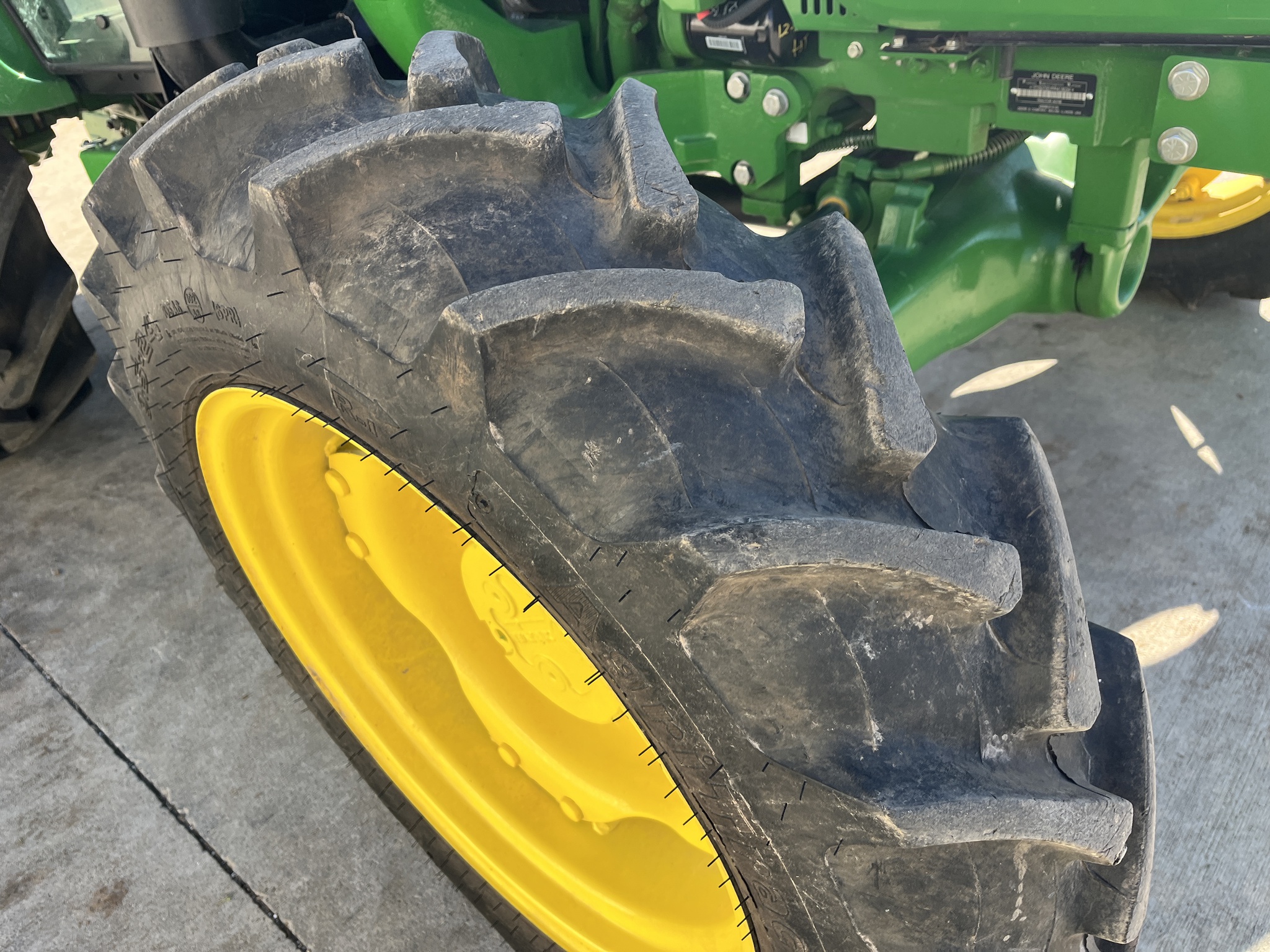  2023 John Deere 5075E at Heritage Tractor in Rogersville, MO