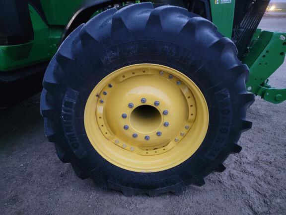 2025 John Deere 8R 310 - Photo4