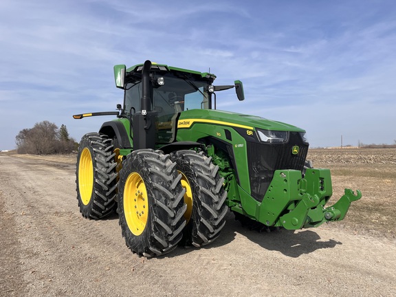 2025 John Deere 8R 310 - Photo3