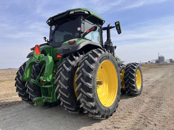 2025 John Deere 8R 310 - Photo5