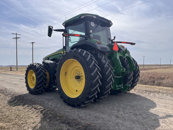 2025 John Deere 8R 310 - Photo7