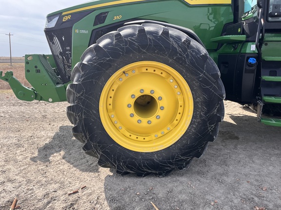 2025 John Deere 8R 310 - Photo9