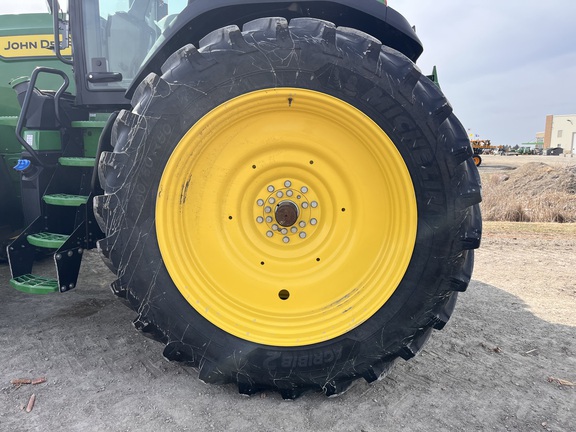 2025 John Deere 8R 310 - Photo19