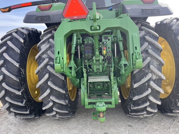 2025 John Deere 8R 310 - Photo31