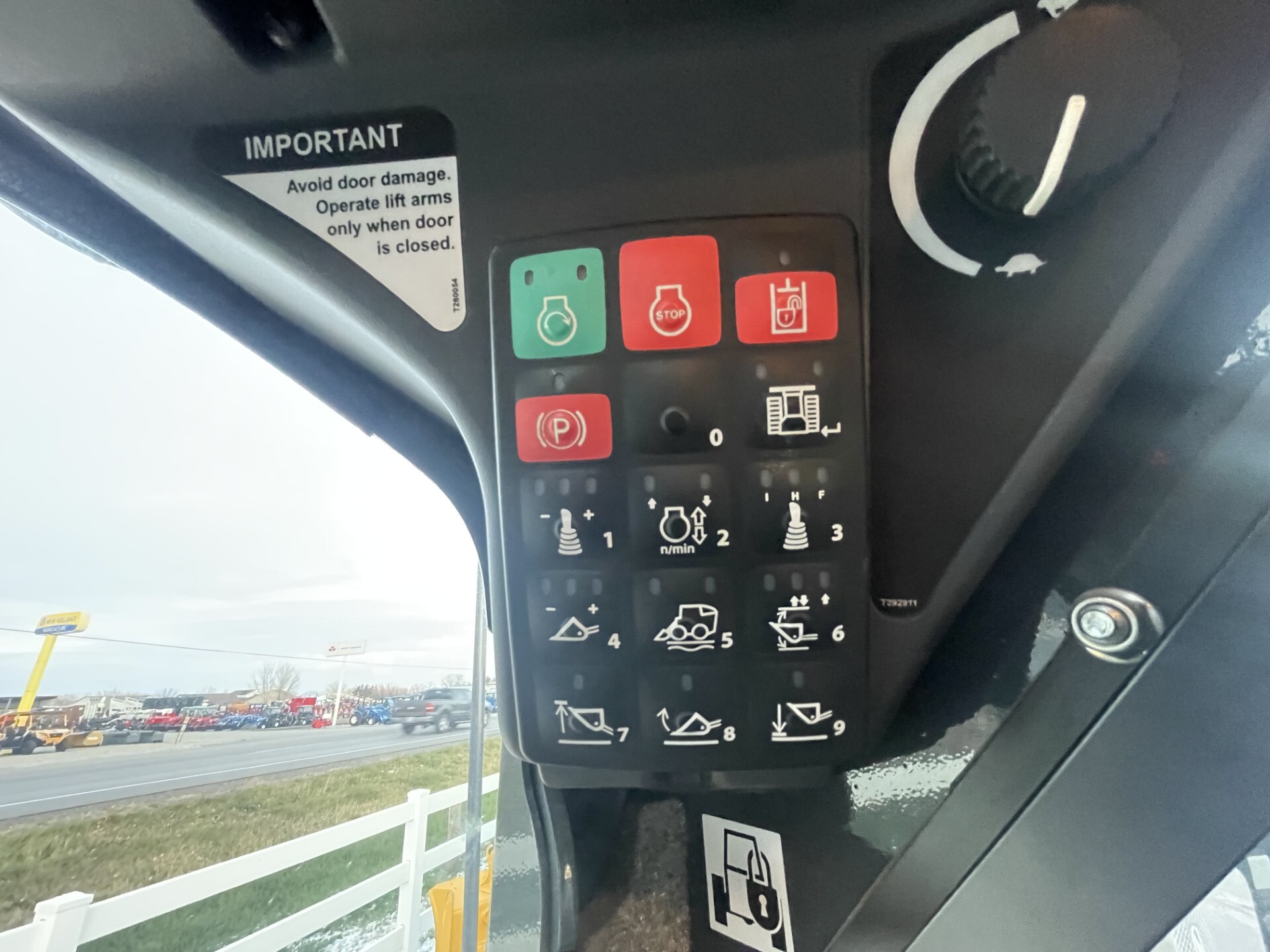 2023 John Deere 333G Image 27