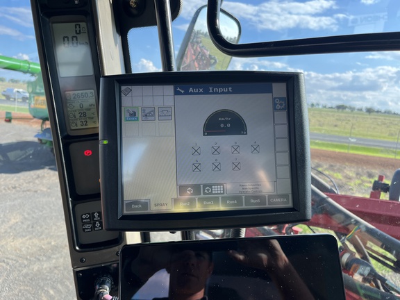 Case IH 4430 image 18