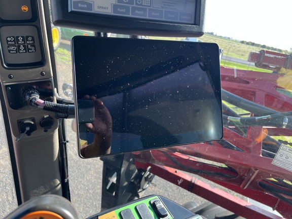 Case IH 4430 image 19