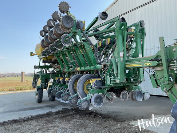 Photo of 2020 John Deere 1795