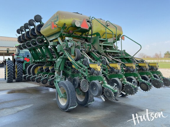 Photo of 2020 John Deere 1795