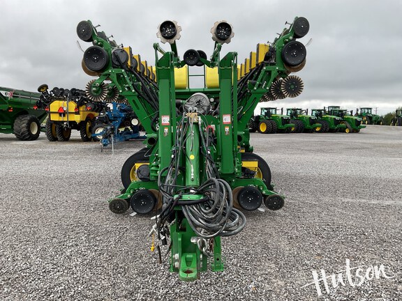Photo of 2021 John Deere 1795