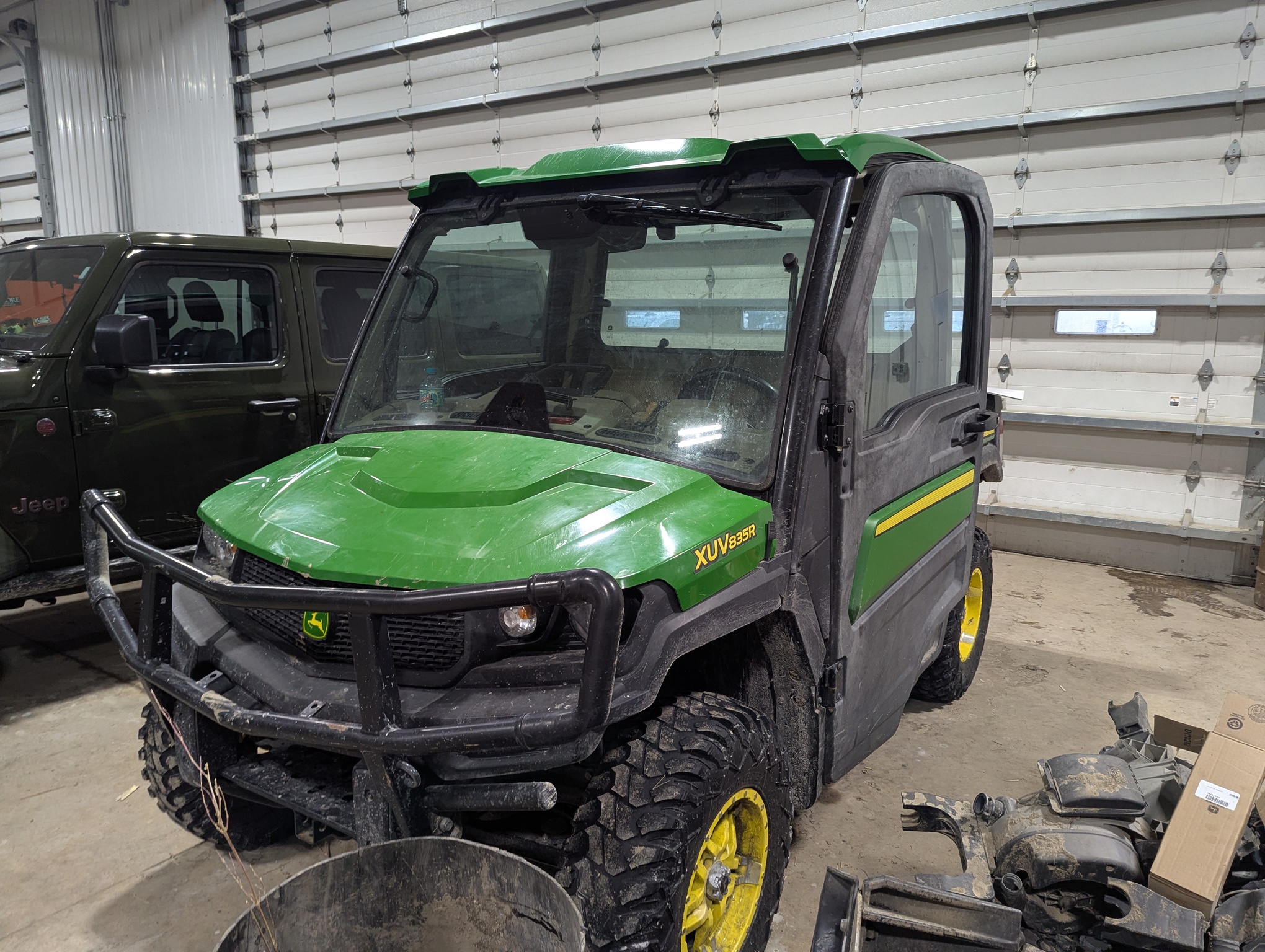 2020 John Deere XUV 835R Image 1