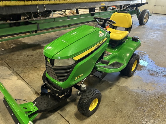  John Deere X330