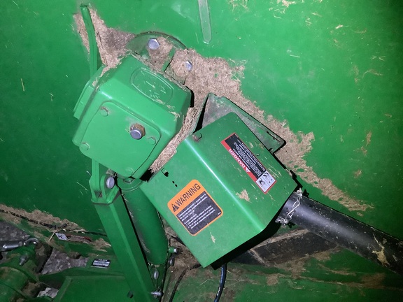 Photo of 2023 John Deere FC20M