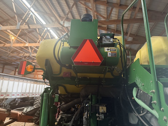 2014 John Deere 1770NT - Photo14
