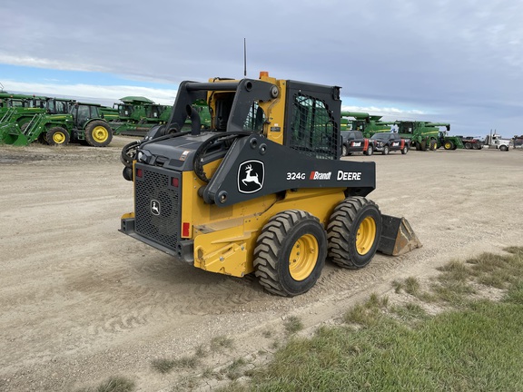2023 John Deere 324G