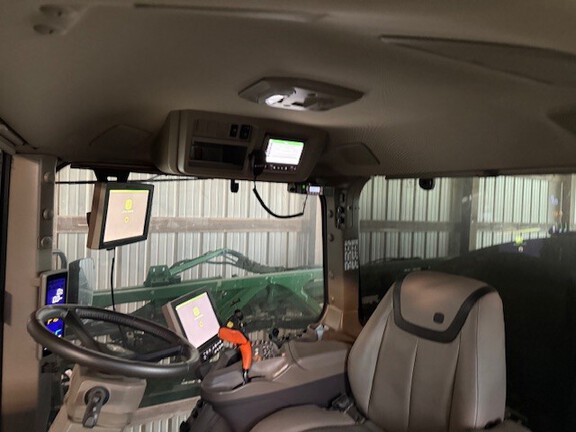 Photo of 2022 John Deere 410R