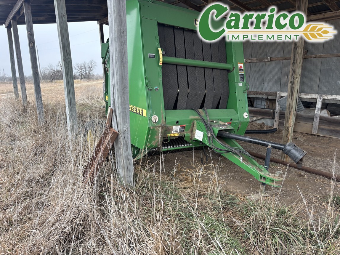 1999 John Deere 566 Image 1