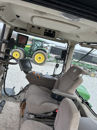 Photo of 2019 John Deere 8320R