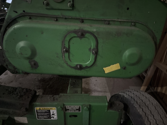 Used 1995 John Deere 693 Corn and Row Crop headers at Koenig Equipment in Greenville, OH - Photo12