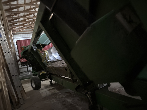 Used 1995 John Deere 693 Corn and Row Crop headers at Koenig Equipment in Greenville, OH - Photo13