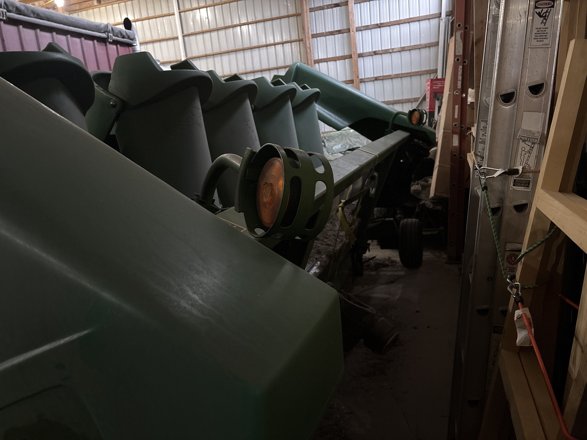 Used 1995 John Deere 693 Corn and Row Crop headers at Koenig Equipment in Greenville, OH - PhotoXL15