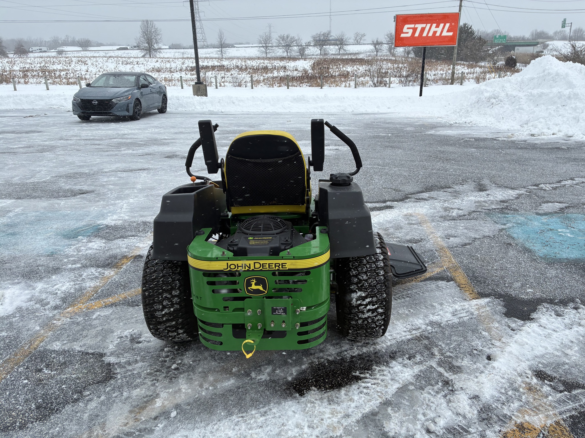 2014 John Deere Z445 Image 4
