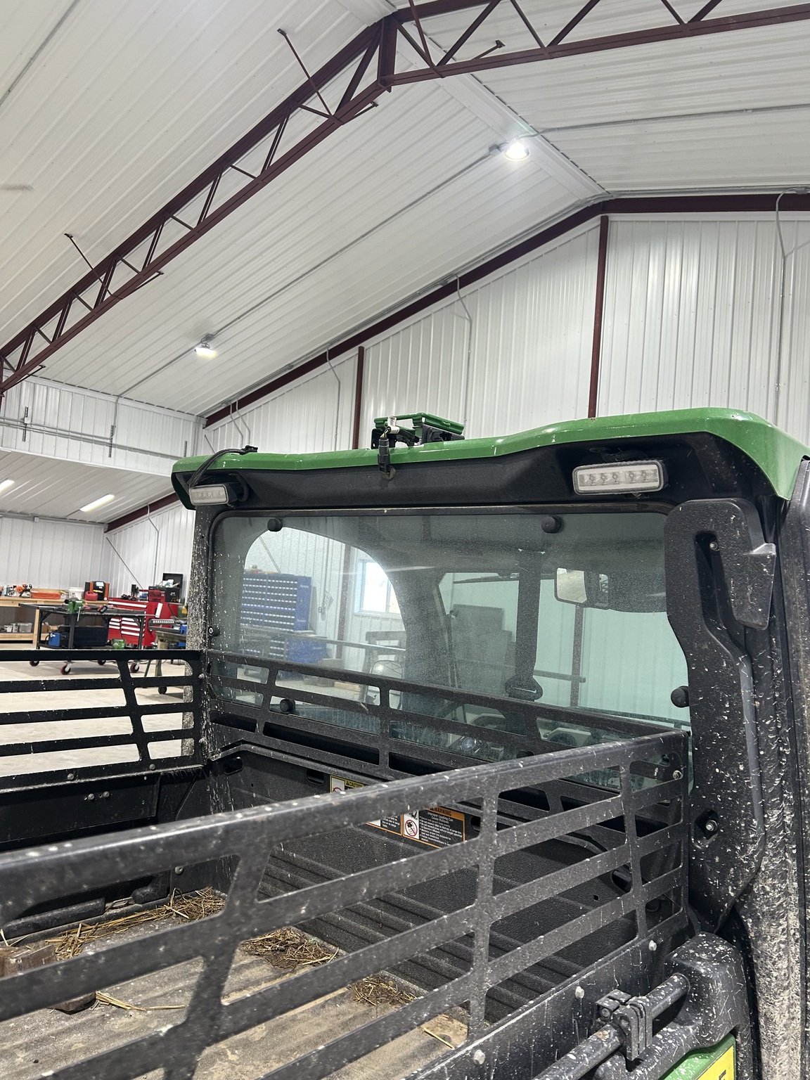 2023 John Deere XUV 835R Image 3