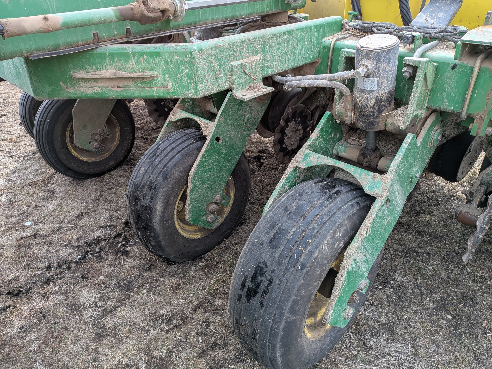  1998 John Deere 1780 at Heritage Tractor in Galesburg, IL